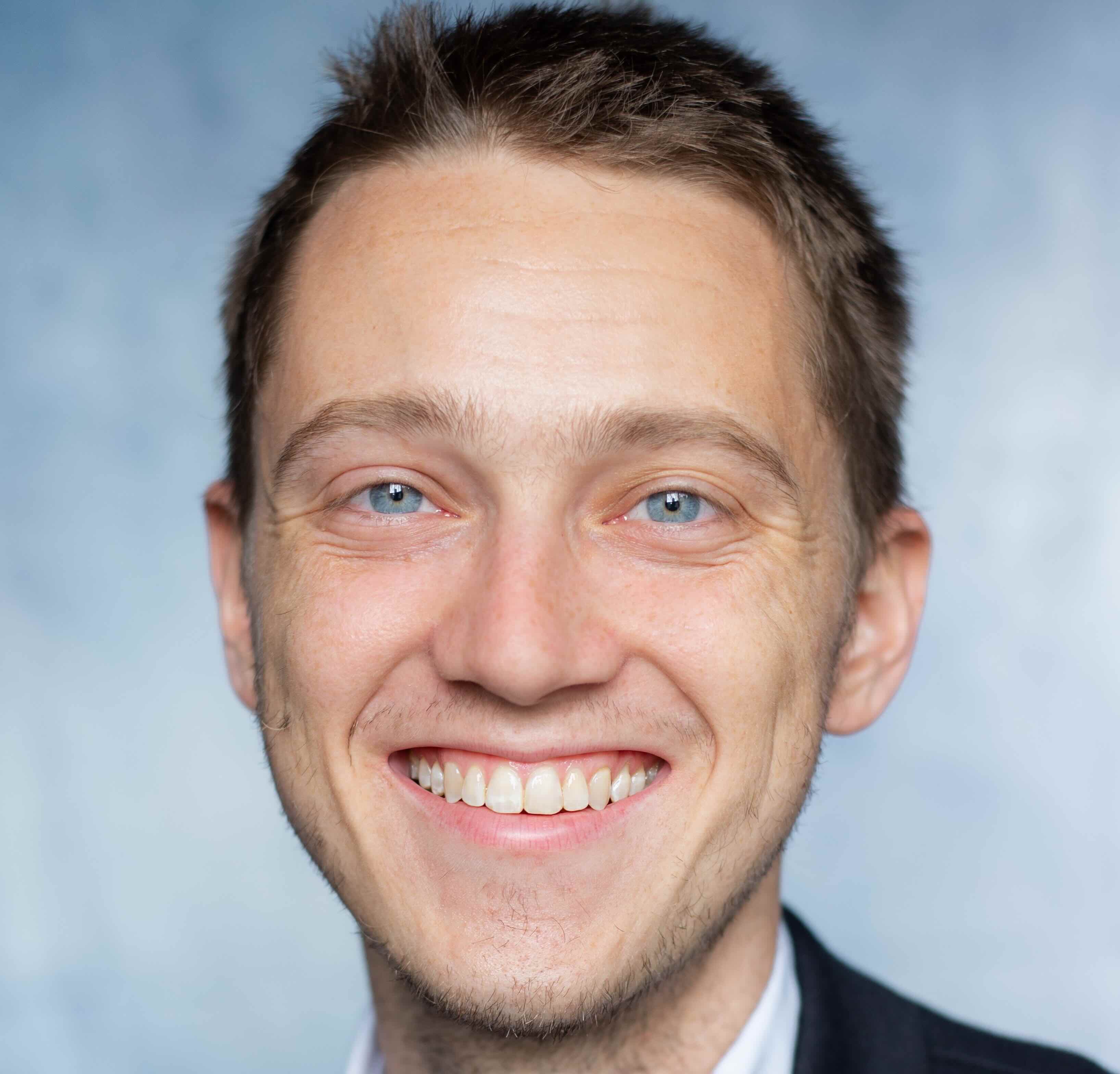 Dr. Nick Vincent